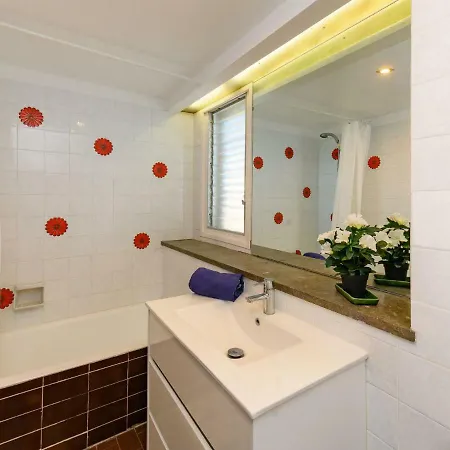 Apartment Blaumar
